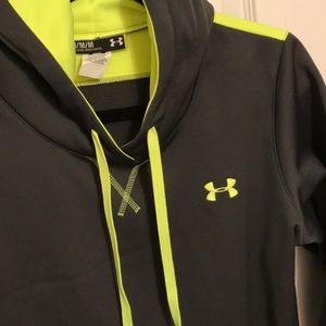 Cute & Comfy 🍁 UNDER ARMOUR Hoodie